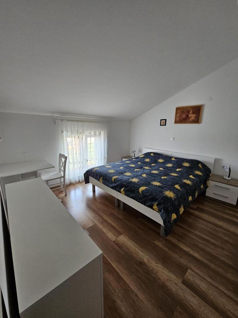 Apartment Thea Πούλα Εξωτερικό φωτογραφία