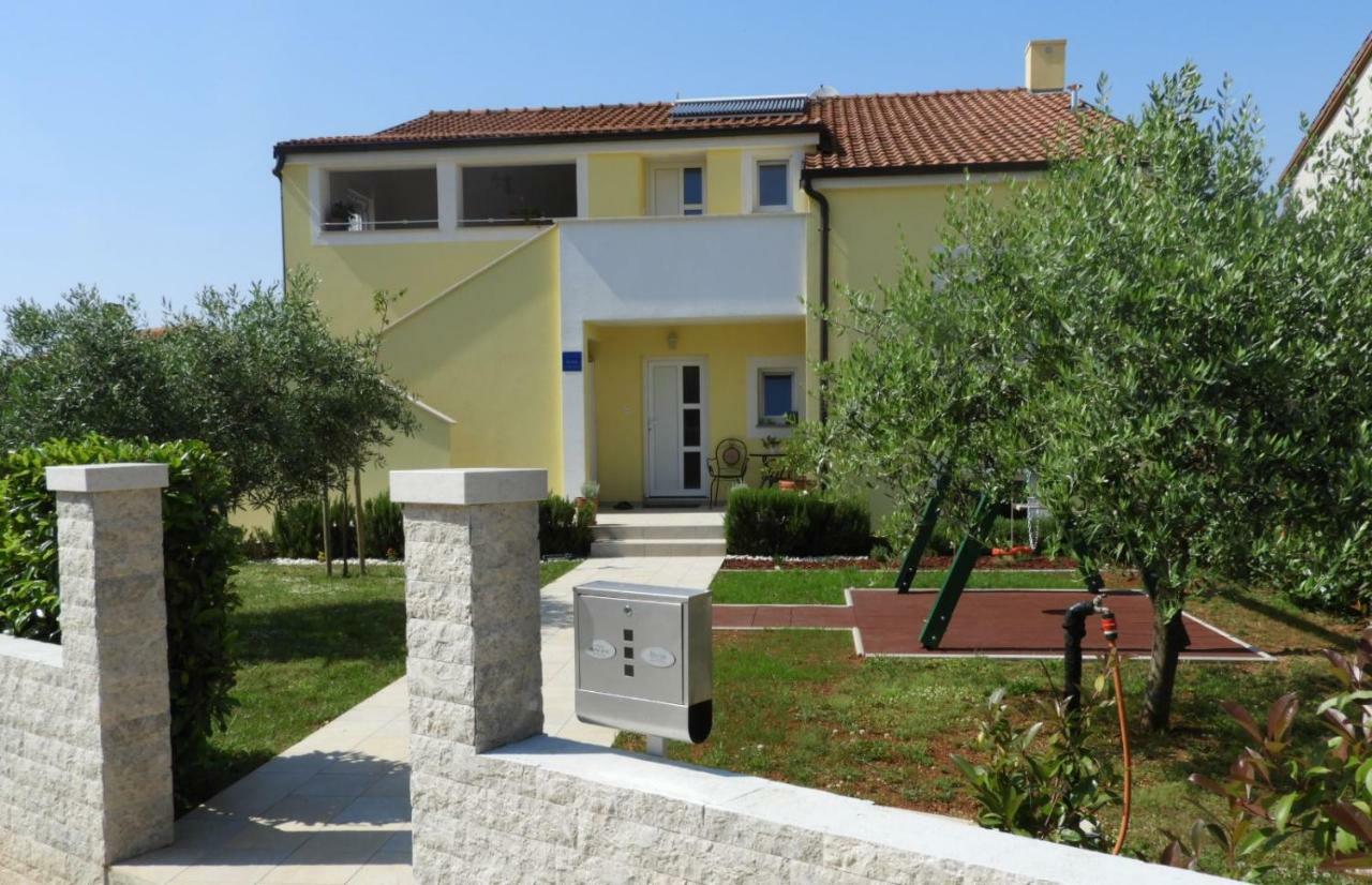 Apartment Thea Πούλα Εξωτερικό φωτογραφία