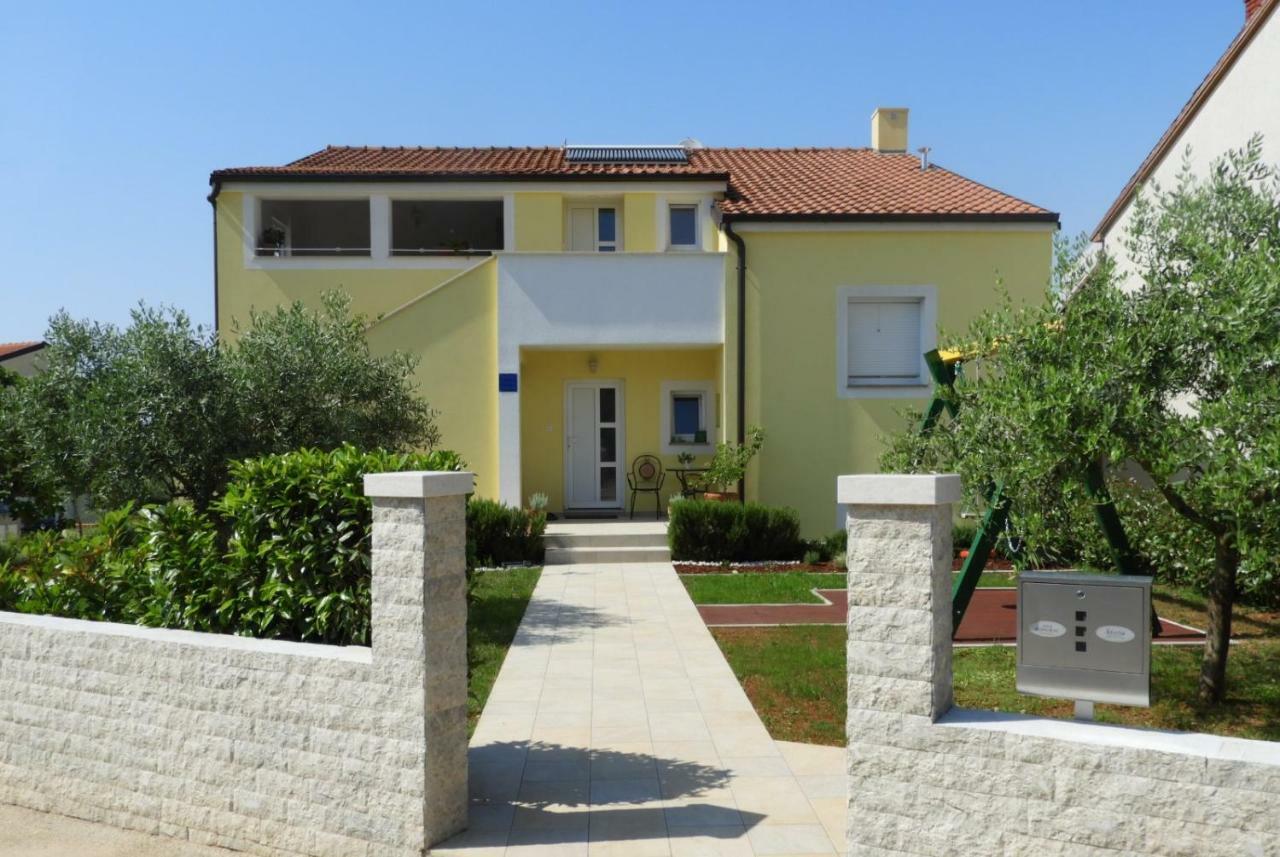 Apartment Thea Πούλα Εξωτερικό φωτογραφία